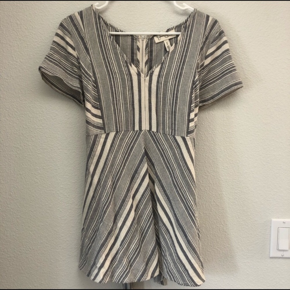 🤰Maternity Jessica Simpson top size M